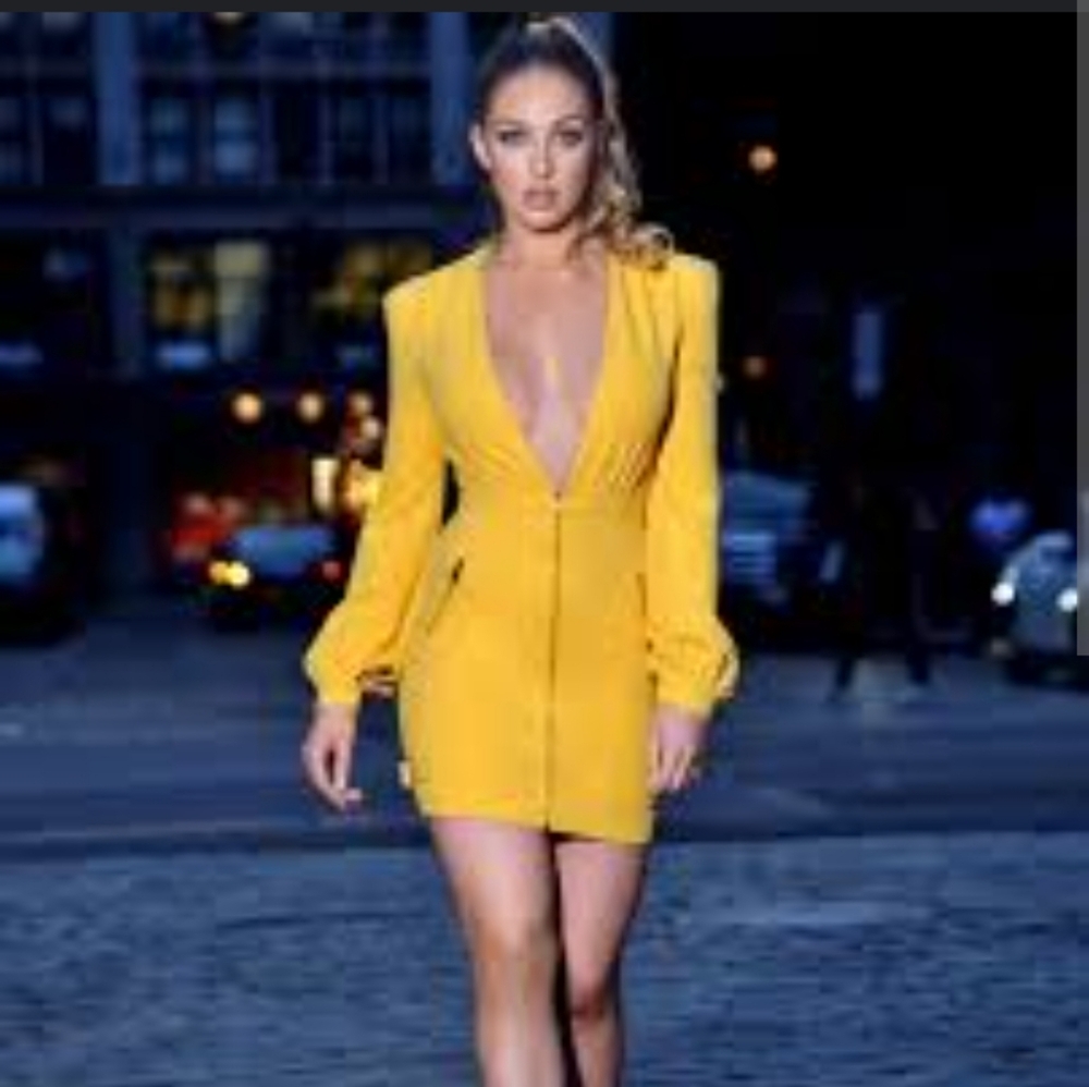 Miss Circle Luxury Midi Dress Size XS/S $100 Was Sold On House Of CB - Picture 12 of 12